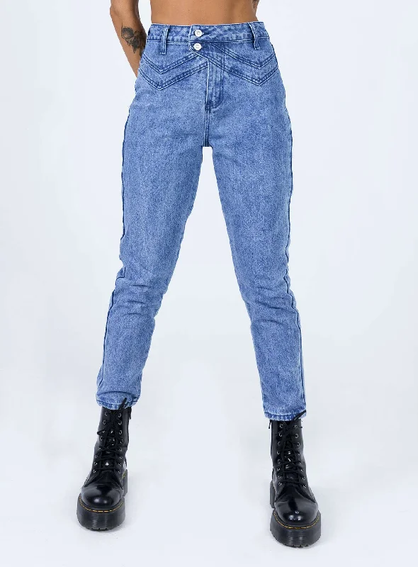 Fashion Forward Outfits Vernazza Yolk Detail Denim Jeans