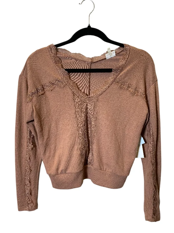 Top Long Sleeve By Cmc In Brown, Size: Xs