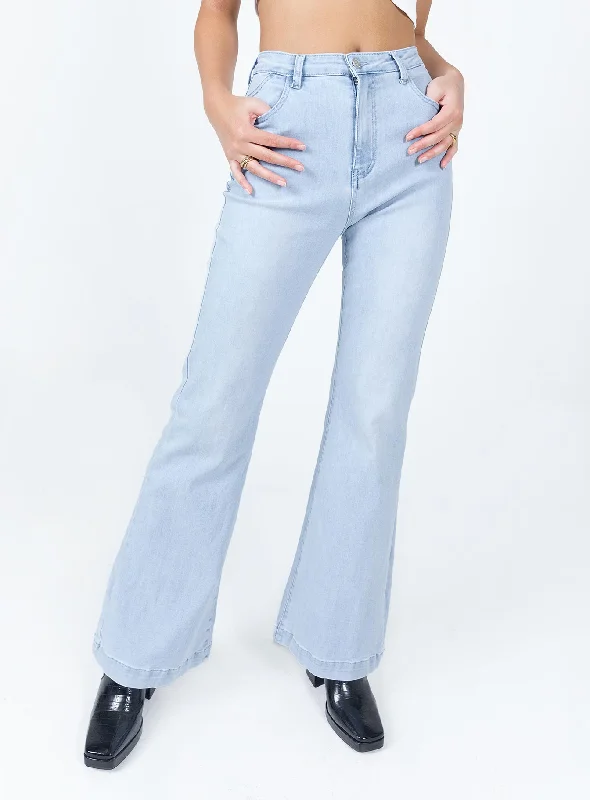 Feminine Charm Better With You Jeans Light Wash Denim