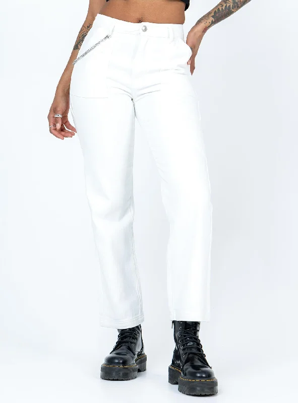 Fashionista Favorites Julia Carpenter Denim Jeans White