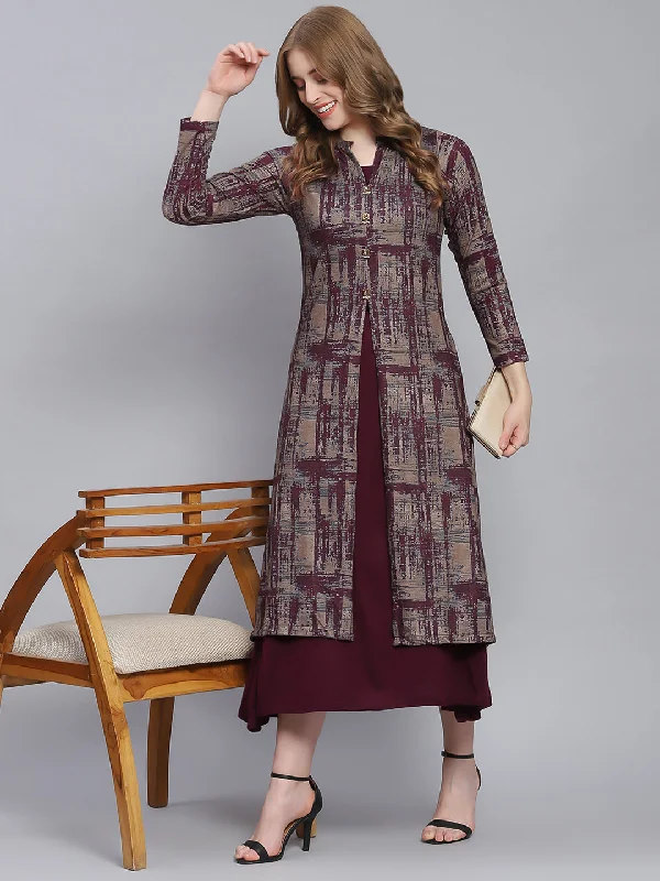 Flowy Fabric Women Maroon Self Design V Neck Full Sleeve Kurtis Set